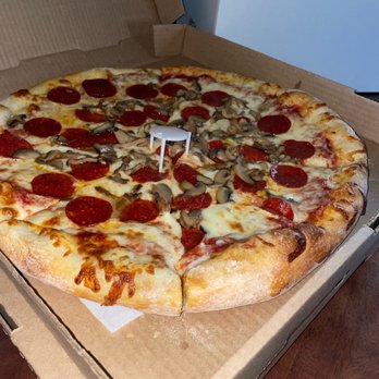 Sergio's Pizza - Mushroom and pepperoni - Pizza Near Me - South Jordan, Utah Sergio's Pizza - Mushroom and pepperoni - Pizza Near Me - South Jordan, Utah