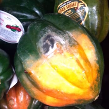 Trader Joe's - I present to the courtroom Exhibit A. Just another day in the produce aisle. NASTY! - Grocery Near Me - Chicago, Illinois