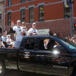 Look at the kids! How sweet!