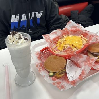 Steak ’n Shake - Fast Food Near Me - Gurnee, Illinois