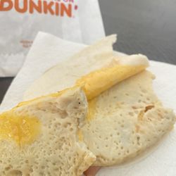 Dunkin' - This is not normal, green eggs! MOLD