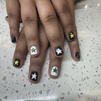 Trulycure - gel manicure with design - Nail Salons Near Me - Alhambra, California Trulycure - gel manicure with design - Nail Salons Near Me - Alhambra, California