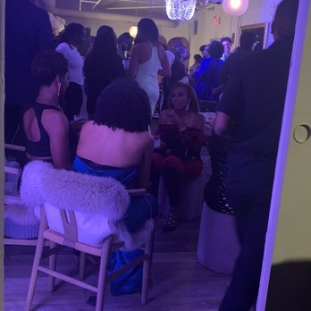 The Loft In Flatiron - Guests enjoying the party - Venues & Event Spaces Near Me The Loft In Flatiron - Guests enjoying the party - Venues & Event Spaces Near Me
