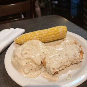 Kelly's Tavern - The Chicken that came out with the mashed potatoes, gravy and corn - Salad Near Me - Quincy, Illinois Kelly's Tavern - The Chicken that came out with the mashed potatoes, gravy and corn - Salad Near Me - Quincy, Illinois