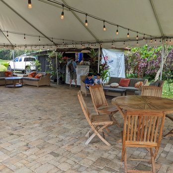 Ally's Cocina - Relaxing place to enjoy our lunch - Venezuelan Near Me - Kilauea, Hawaii