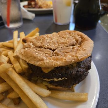 Big Boy - This is the classic Big Boy. - Buffets Near Me - Wyoming, Michigan Big Boy - This is the classic Big Boy. - Buffets Near Me - Wyoming, Michigan