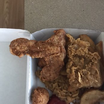 KFC - Food that looks like it sat under the fryer for a week before giving it to me. - Fast Food Near Me - Canal Winchester, Ohio KFC - Food that looks like it sat under the fryer for a week before giving it to me. - Fast Food Near Me - Canal Winchester, Ohio