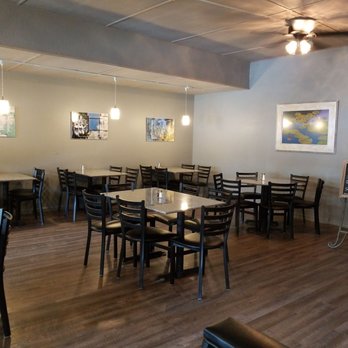Magnolia Grill - Dining area seats about 50, and is separated from the Bar area. - New American Near Me - Sedro-Woolley, Washington