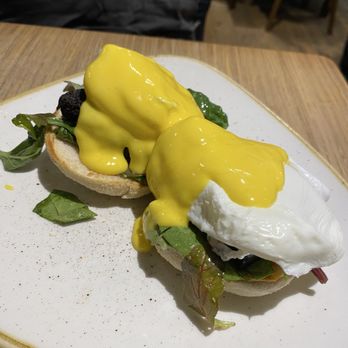 Bramble - Eggs Benedict - British Near Me - Argyll and Bute, AGB