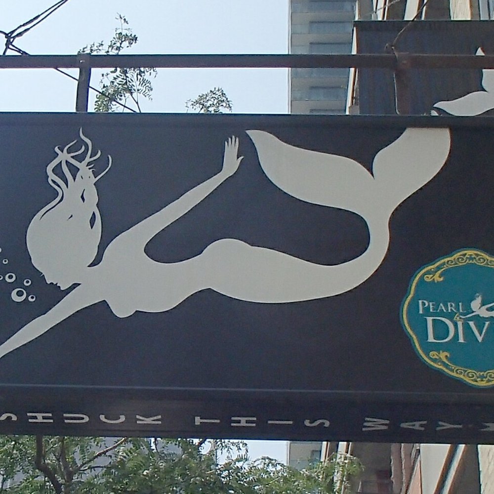 Pearl Diver - Seafood Near Me - Toronto, Ontario