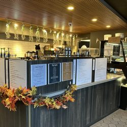 Command Coffee - Counter