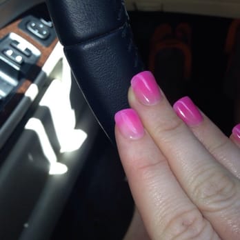 Bella Spatique Too - If you like chunky nails and uneven color this is the place to go. - Nail Salons Near Me - Sugar Land, Texas