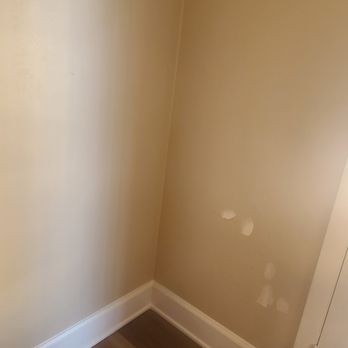 Dickeys Custom Painting - Painters Near Me