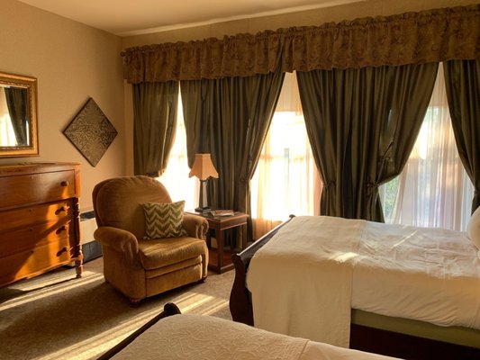 The Martha Washington Inn & Spa by null