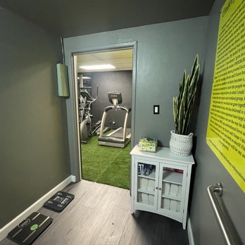 IZ Flooring - Flooring Near Me - San Diego, California