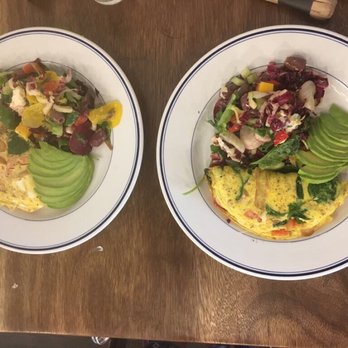 Der Pioneer - Coffee & Tea Near Me - Brooklyn, New York