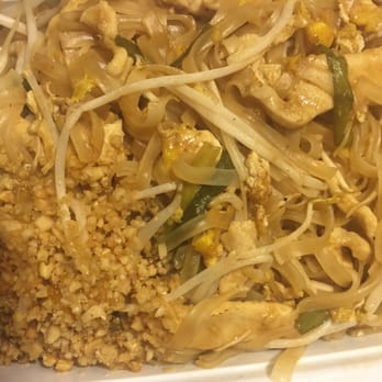 OKKO - Chicken pad Thai - Asian Fusion Near Me - Hilton Head Island, South Carolina OKKO - Chicken pad Thai - Asian Fusion Near Me - Hilton Head Island, South Carolina