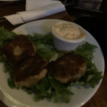 MacLaomainn's Scottish Pub - Crab cakes - Pubs Near Me - Chester, Vermont