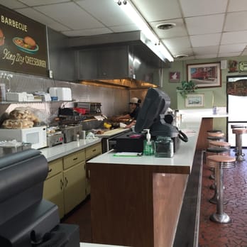 White Front Breakfast House - Breakfast & Brunch Near Me - Wilmington, North Carolina