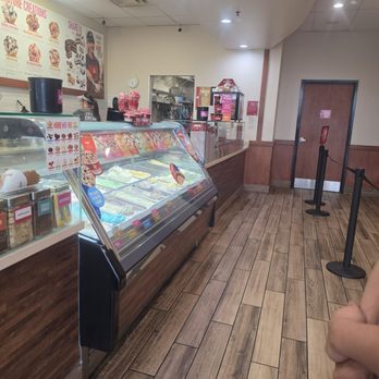 Cold Stone Creamery - Ice Cream & Frozen Yogurt Near Me - Alexandria, Virginia