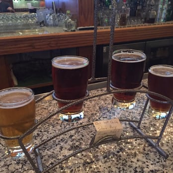 Mac & Bobs - Beer flights - Sports Bars Near Me - Salem, Virginia