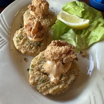 Julep Kitchen & Bar - Fried Green Tomatoes with Shrimp - Barbeque Near Me - Annapolis, Maryland Julep Kitchen & Bar - Fried Green Tomatoes with Shrimp - Barbeque Near Me - Annapolis, Maryland