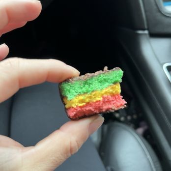 Mike's Pastry Shop - Italian mini cakes - Bakeries Near Me - Antioch, California