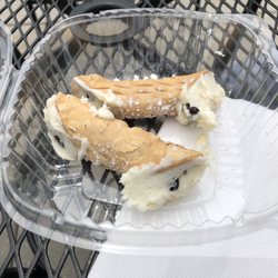 Vaccaros Italian Pastry Shop - Mini Cannolis