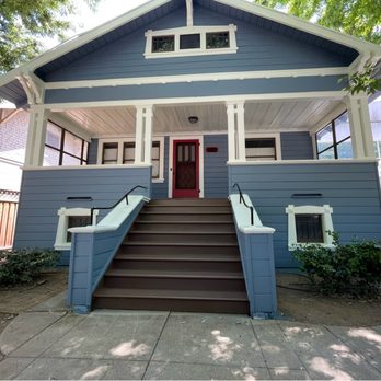 Cano Painting - Finished house, front - Painters Near Me