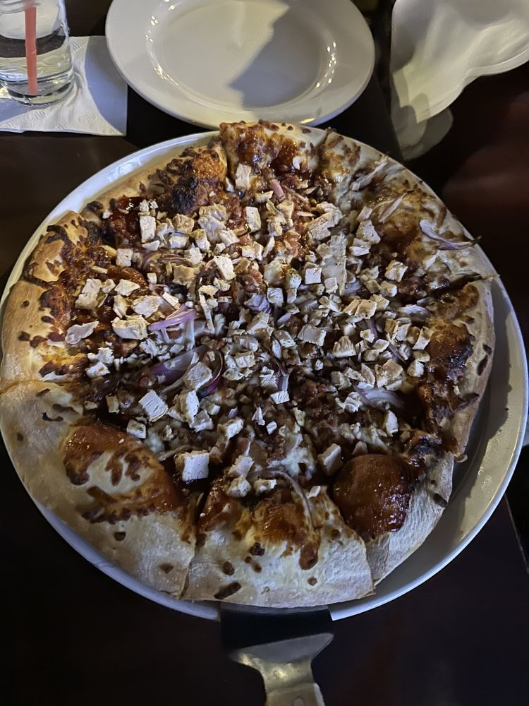 Social spots from 1 Under Craft Beer & Eats