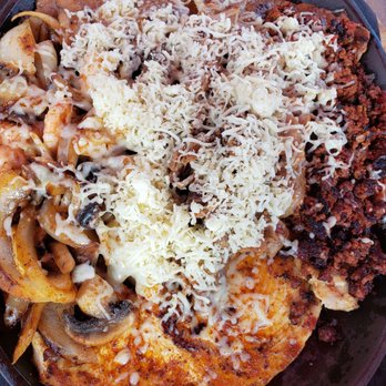 La Pinata - Forgot the name if this fajita with it's the one with EVERYTHING - Mexican Near Me - Cincinnati, Ohio