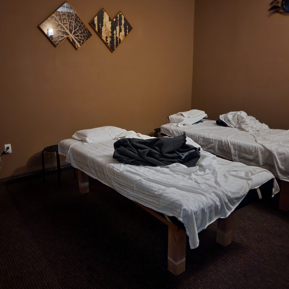 Lucky Massage - Couples room post massage - Massage Therapy Near Me - Santa Ana, California Lucky Massage - Couples room post massage - Massage Therapy Near Me - Santa Ana, California
