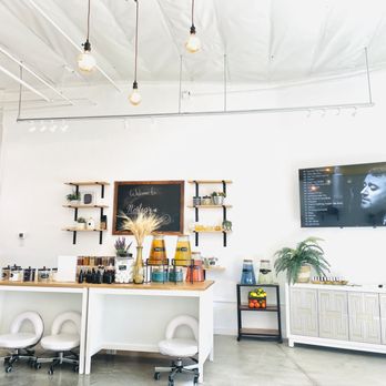 Nailogy Lab - Mix bar - Nail Salons Near Me - Placentia, California