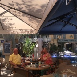 Café de la Fontaine