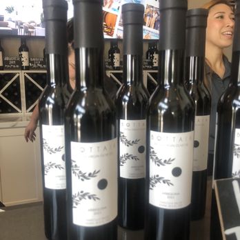 BOTTAIA Winery - That's the stuff - Wine Tasting Room Near Me - Temecula, California BOTTAIA Winery - That's the stuff - Wine Tasting Room Near Me - Temecula, California