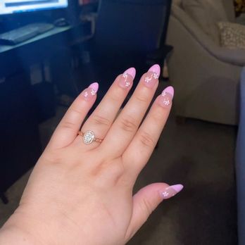 Finger Nails - Nail Salons Near Me - Columbus, Ohio