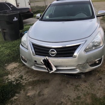 Francis Collision Centre - Before - Body Shops Near Me - Fresno, California