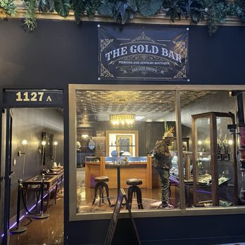 The Gold Bar Piercing - Store front. - Piercing Near Me - San Luis Obispo, California