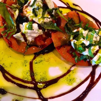 Heirloom Craft Kitchen - New American Near Me - Indio, California