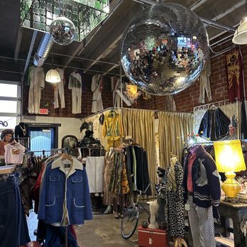 Blackfeather Vintage Works - Disco baby - Women's Clothing Near Me - Austin, Texas