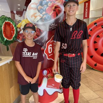 Smoothie King - Our baseball players having a quick smoothie before games! - Juice Bars & Smoothies Near Me - CROSBY, Texas