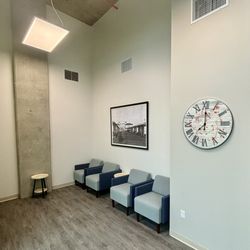 Perlman Clinic Mission Bay - Pacific Beach - Waiting area