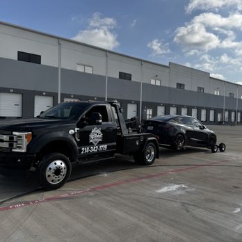 Platinum Diamond Towing - Towing flat tire Tesla - Towing Near Me - Dallas, Texas Platinum Diamond Towing - Towing flat tire Tesla - Towing Near Me - Dallas, Texas
