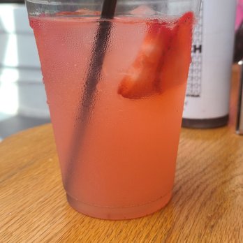 Bacon Bitch - Strawberry lemonade - Sandwiches Near Me - Miami Beach, Florida
