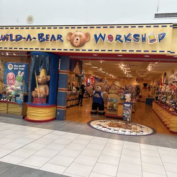Lakeline Mall - Shopping Centers Near Me - Cedar Park, Texas