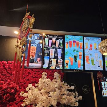 Luxe Boba - Interior - Coffee & Tea Near Me - San Diego, California Luxe Boba - Interior - Coffee & Tea Near Me - San Diego, California