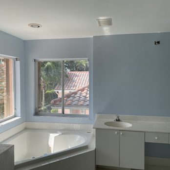 Value Painting - a bathroom with a tub - Painters Near Me - Coconut Creek, Florida Value Painting - a bathroom with a tub - Painters Near Me - Coconut Creek, Florida