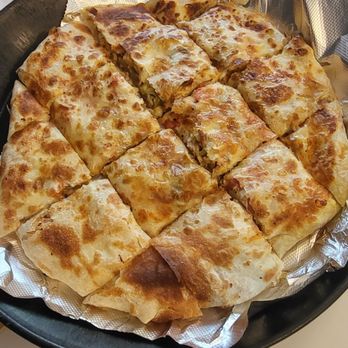 THE DOUGH SHOW - Orlando - Mixed Shawarma Pie - Mediterranean Near Me - Orlando, Florida THE DOUGH SHOW - Orlando - Mixed Shawarma Pie - Mediterranean Near Me - Orlando, Florida