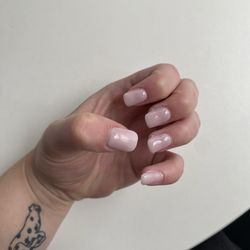 Polished Nail Bar - Dips in nails, uneven, thick