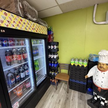 Giant Pizza - Drinks - Pizza Near Me - Sacramento, California Giant Pizza - Drinks - Pizza Near Me - Sacramento, California